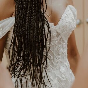 David’s Bridal Ivory Dress- Size 6